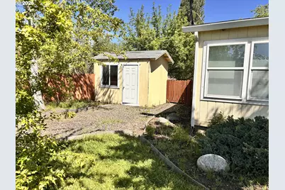 82460 Fish Hatchery Ln, Enterprise, OR 97828 - Photo 10