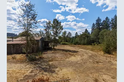 24909 W Broadway Ave, Veneta, OR 97487 - Photo 4