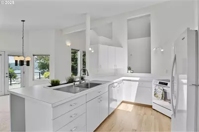 753 N 2nd St, Kalama, WA 98625 - Photo 16