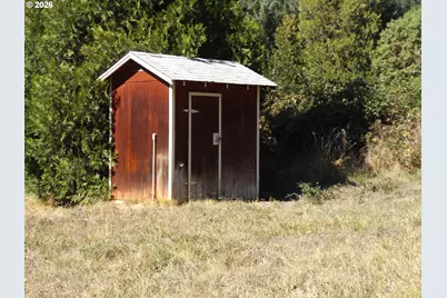1144 Starveout Creek Rd, Azalea, OR 97410 - Photo 12