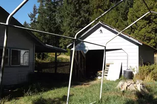 1144 Starveout Creek Rd, Azalea, OR 97410 - Photo 2