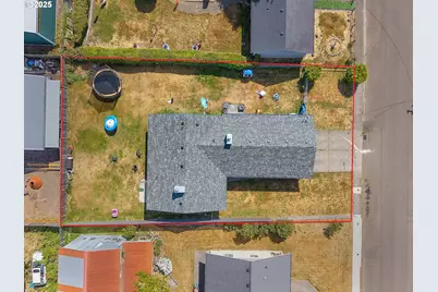 3602 Walnut Ln, Tillamook, OR 97141 - Photo 2