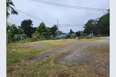 246 6th St, Port Orford, OR 97465 - Photo 36