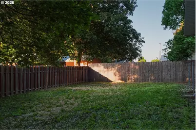 513 W Collins St, Goldendale, WA 98620 - Photo 14