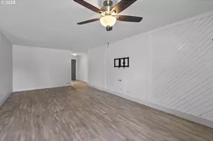 15263 SE Duckey Ln, Milwaukie, OR 97267 - Photo 14