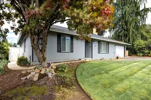15263 SE Duckey Ln, Milwaukie, OR 97267 - Photo 2