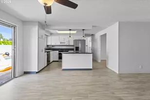 15263 SE Duckey Ln, Milwaukie, OR 97267 - Photo 18