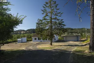 582 Valley View Rd, Sutherlin, OR 97479 - Photo 42