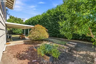 1127 Ponderosa Ct, Springfield, OR 97477 - Photo 32