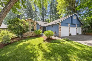 14230 Dolph Ct, Lake Oswego, OR 97034 - Photo 2