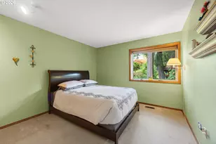 14230 Dolph Ct, Lake Oswego, OR 97034 - Photo 28