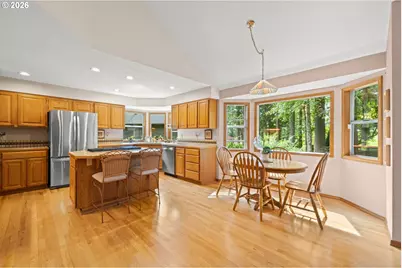 14230 Dolph Ct, Lake Oswego, OR 97034 - Photo 14