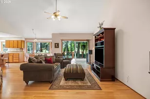 14230 Dolph Ct, Lake Oswego, OR 97034 - Photo 12