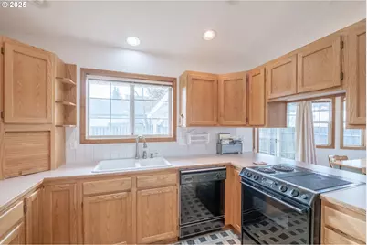 980 Cleveland St, Aumsville, OR 97325 - Photo 10