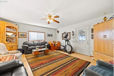 32402 Shoop Ln, Hermiston, OR 97838 - Photo 16