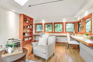 902 NE Thompson St, Portland, OR 97212 - Photo 36