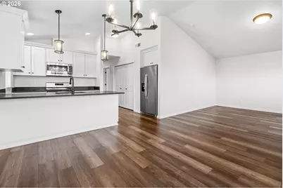 1850 SE Mulberry Ave, Dallas, OR 97338 - Photo 4