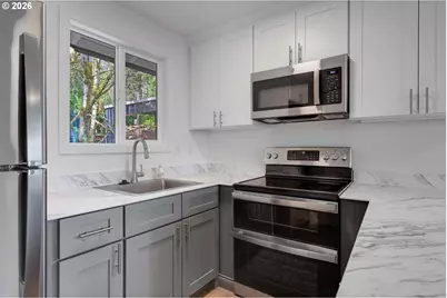 9442/9446 NW Roseway Ave, Portland, OR 97231 - Photo 28