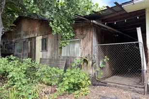 9006 Scotts Valley Rd, Yoncalla, OR 97499 - Photo 16