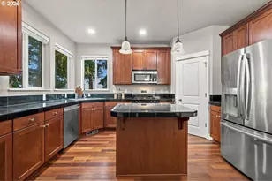 16495 SW Emerald View St, Beaverton, OR 97007 - Photo 8