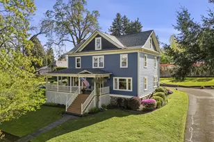 336 Hill St, Silverton, OR 97381 - Photo 2