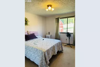 22714 NE 16th St, Camas, WA 98607 - Photo 12