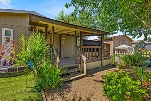 12450 SW Fischer Rd, Portland, OR 97224 - Photo 30