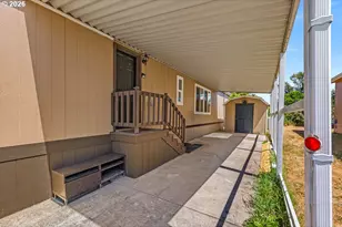12450 SW Fischer Rd, Portland, OR 97224 - Photo 4