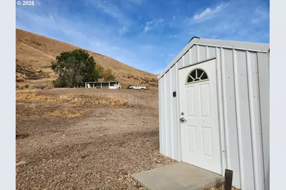 34559 Snake River Rd, Huntington, OR 97907 - Photo 36