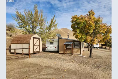 34559 Snake River Rd, Huntington, OR 97907 - Photo 46