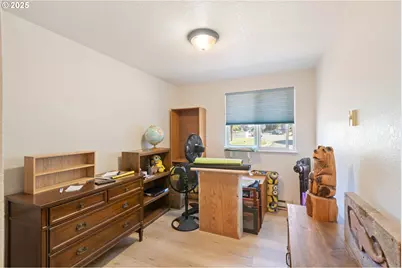 490 Char St, Roseburg, OR 97471 - Photo 28