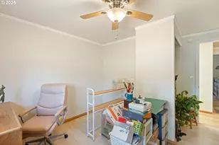 490 Char St, Roseburg, OR 97471 - Photo 26