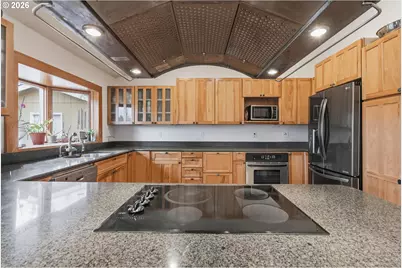 1137 Ash Grove Loop, Creswell, OR 97426 - Photo 14