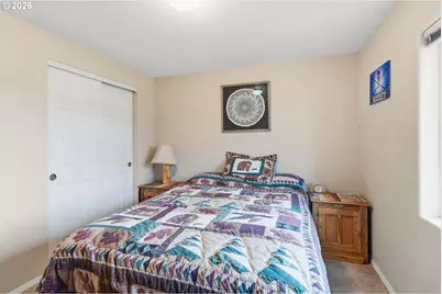 1137 Ash Grove Loop, Creswell, OR 97426 - Photo 24