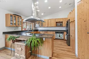 1137 Ash Grove Loop, Creswell, OR 97426 - Photo 10