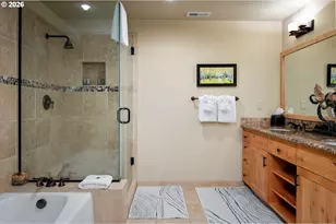 31250 E Collins Lake Rd, Government Camp, OR 97028 - Photo 20
