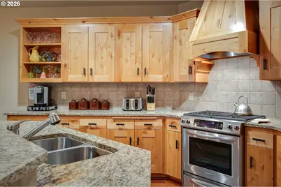 31250 E Collins Lake Rd #6, Government Camp, OR 97028 - Photo 12