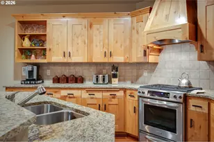 31250 E Collins Lake Rd, Government Camp, OR 97028 - Photo 12