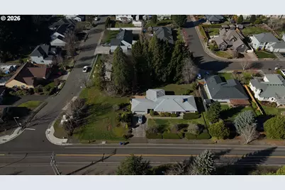 19531 Central Point Rd, Oregon City, OR 97045 - Photo 2