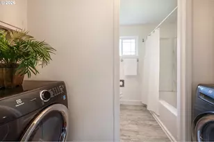 820 E 35th Ave, Eugene, OR 97405 - Photo 20