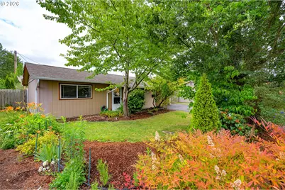 820 E 35th Ave, Eugene, OR 97405 - Photo 1