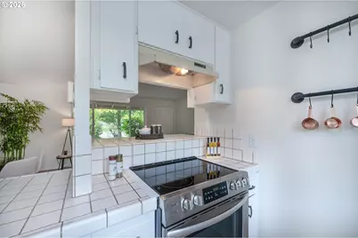 820 E 35th Ave, Eugene, OR 97405 - Photo 12