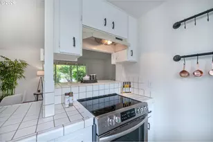820 E 35th Ave, Eugene, OR 97405 - Photo 12