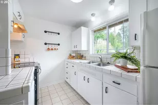 820 E 35th Ave, Eugene, OR 97405 - Photo 10