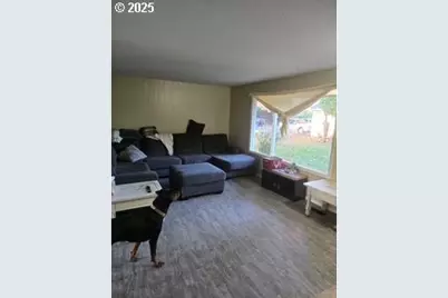 220 Gardenia Dr, Salem, OR 97303 - Photo 6