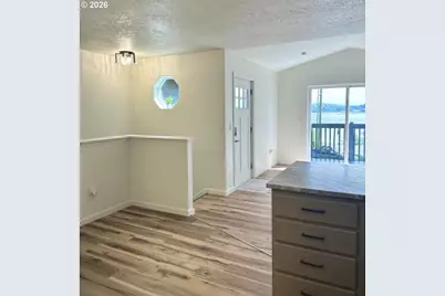 1316 Olney Ave, Astoria, OR 97103 - Photo 6
