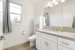 5891 SW 67th Pl, Portland, OR 97225 - Photo 6