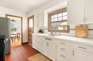 6729 N McKenna Ave, Portland, OR 97203 - Photo 8