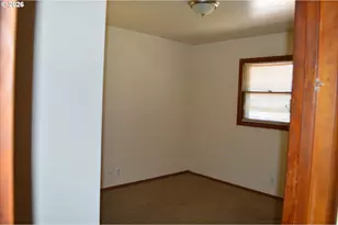 641 SE 148th Ave, Portland, OR 97233 - Photo 8