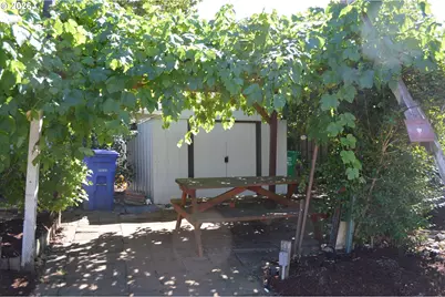 641 SE 148th Ave, Portland, OR 97233 - Photo 24